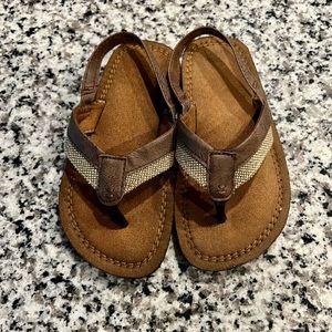 Little Boys flip flop size 11-12